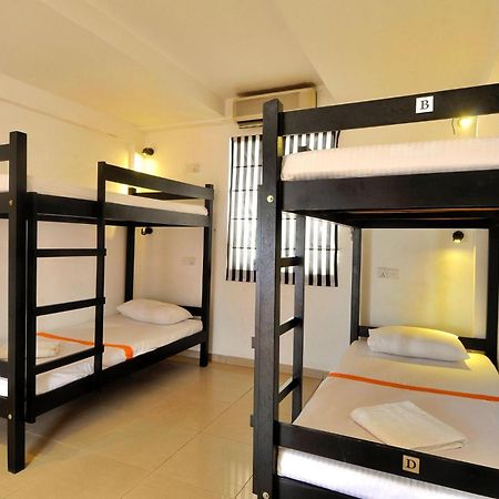 Sea Breeze Guest House Negombo Quarto foto